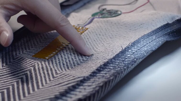 Google e Levi’s realizzano la prima giacca smart