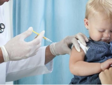 Finti vaccini a Treviso, infermiera denunciata